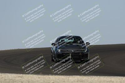 media/May-25-2025-Lotus Club Golden Gate (Sun) [[681474f0a2]]/Advanced Group/Turn 2/